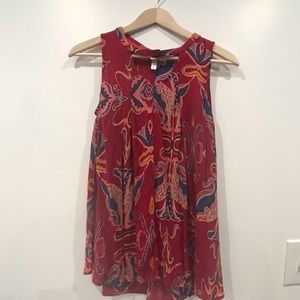 Xhilaration Flowy Gauze Sleeveless Blouse